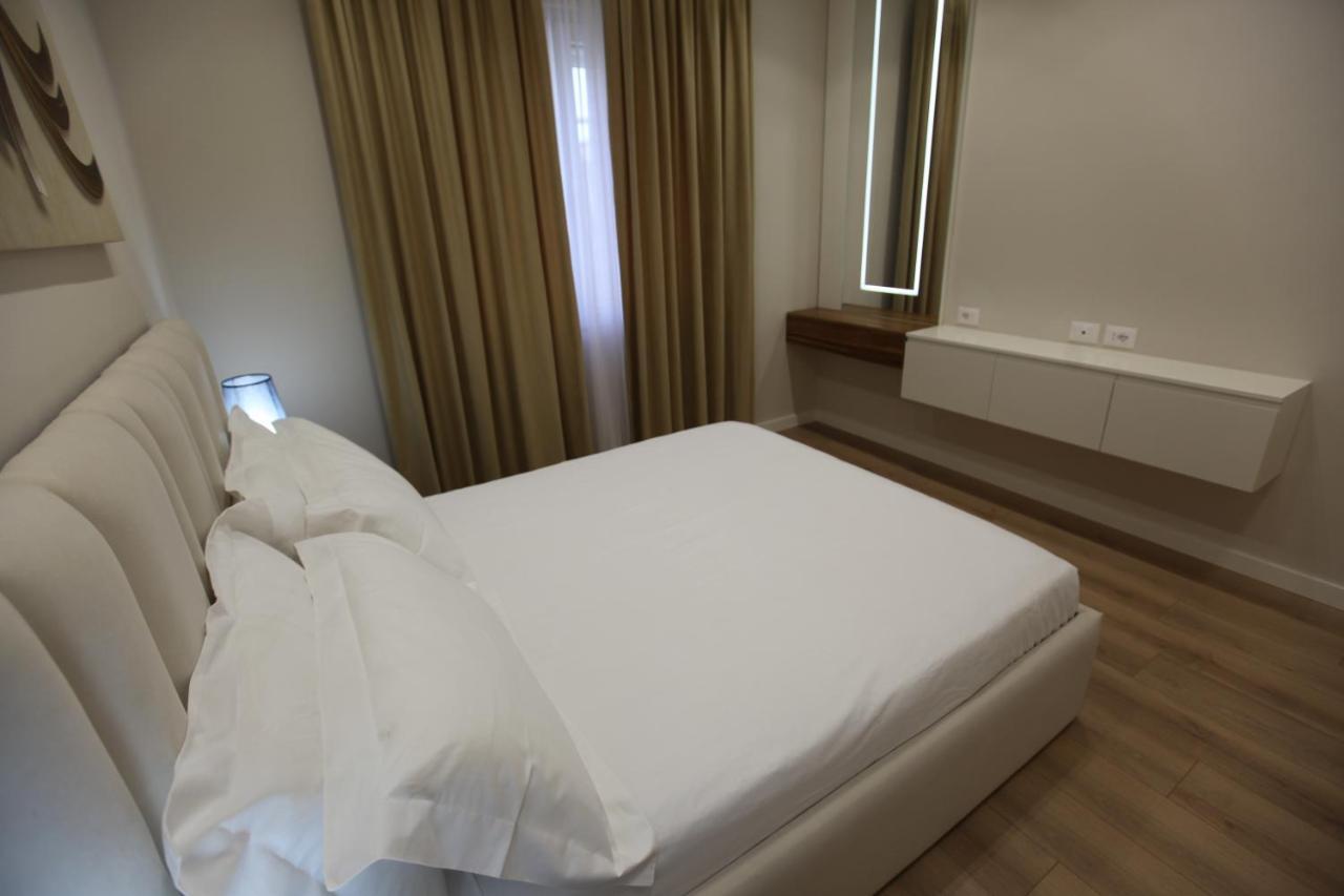 Arkle Apartment 1 Tirana Eksteriør billede